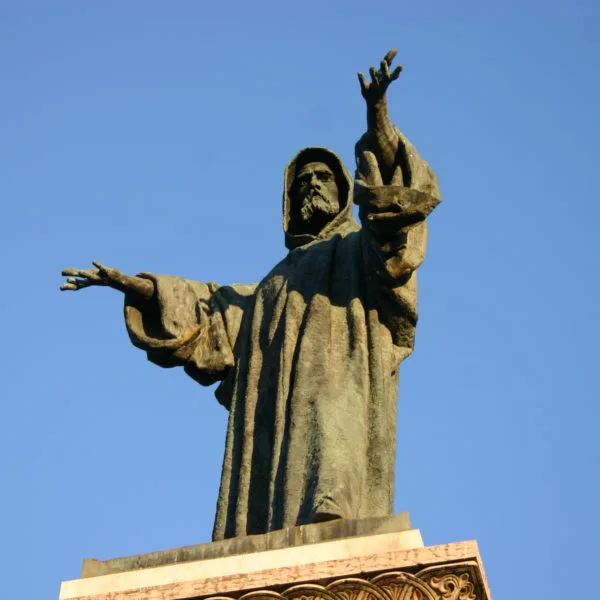 The Revolutionary Poverty of Arnold of Brescia