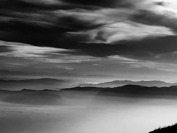 Immanent Singularity